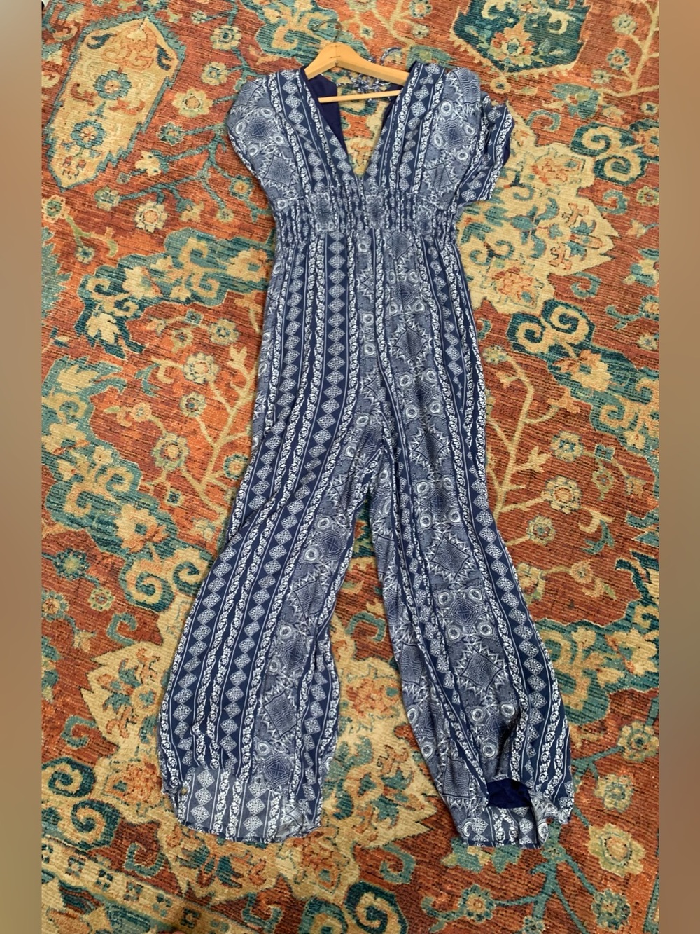 Lulu's Navy & White Printed V-Neck Jumpsuit